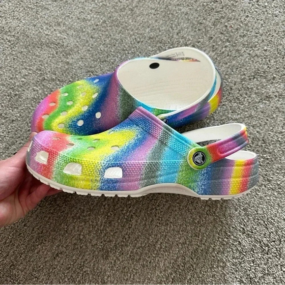 Crocs Classic Spray Dye Clog 208054-94S Size M11 NWT - Picture 4 of 7